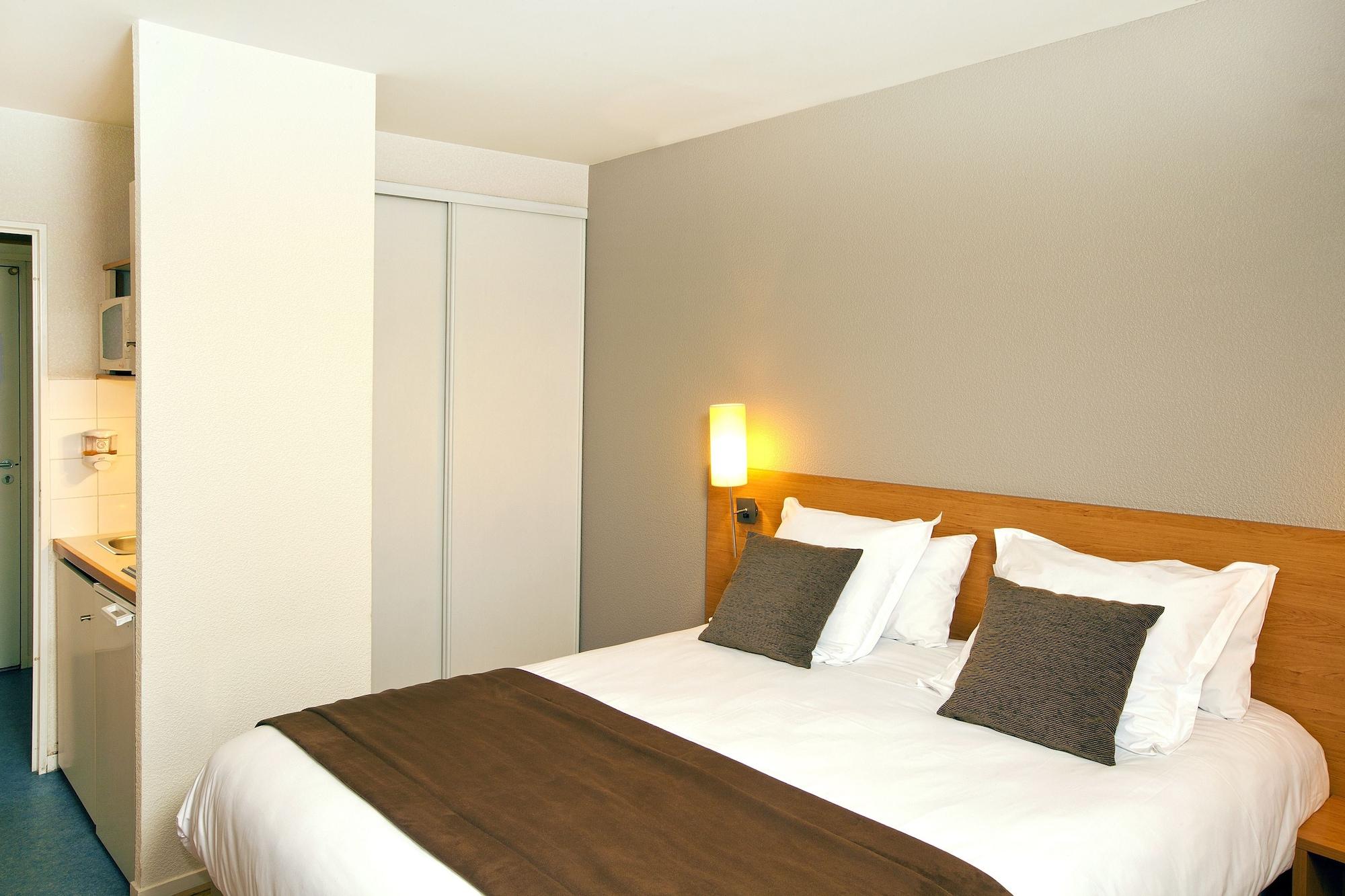 Sejours & Affaires Rennes De Bretagne Aparthotel Buitenkant foto