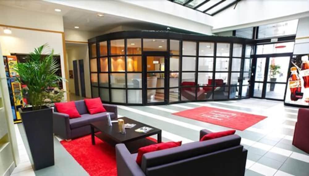 Sejours & Affaires Rennes De Bretagne Aparthotel Buitenkant foto