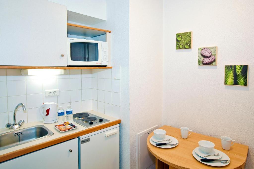 Sejours & Affaires Rennes De Bretagne Aparthotel Buitenkant foto