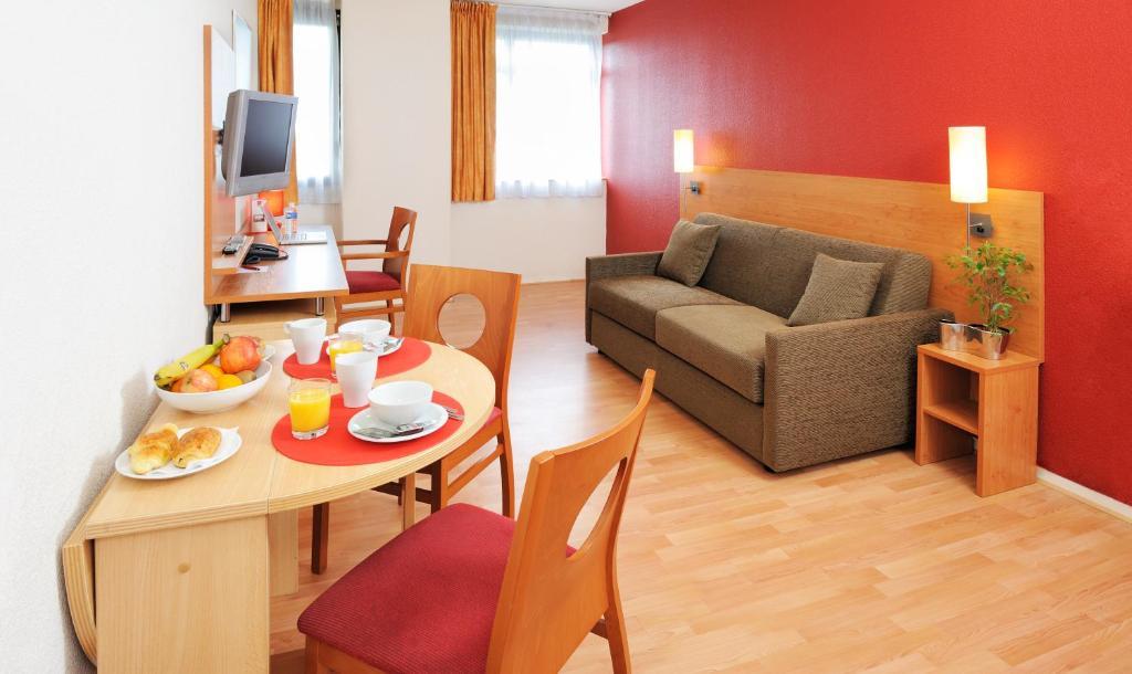 Sejours & Affaires Rennes De Bretagne Aparthotel Buitenkant foto