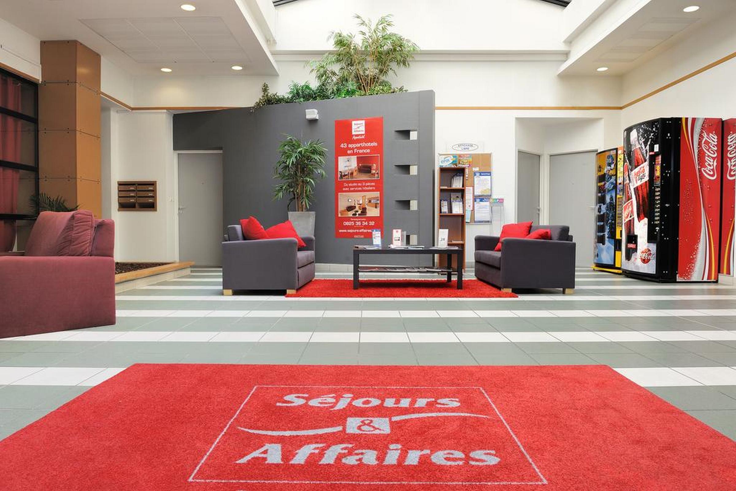 Sejours & Affaires Rennes De Bretagne Aparthotel Buitenkant foto