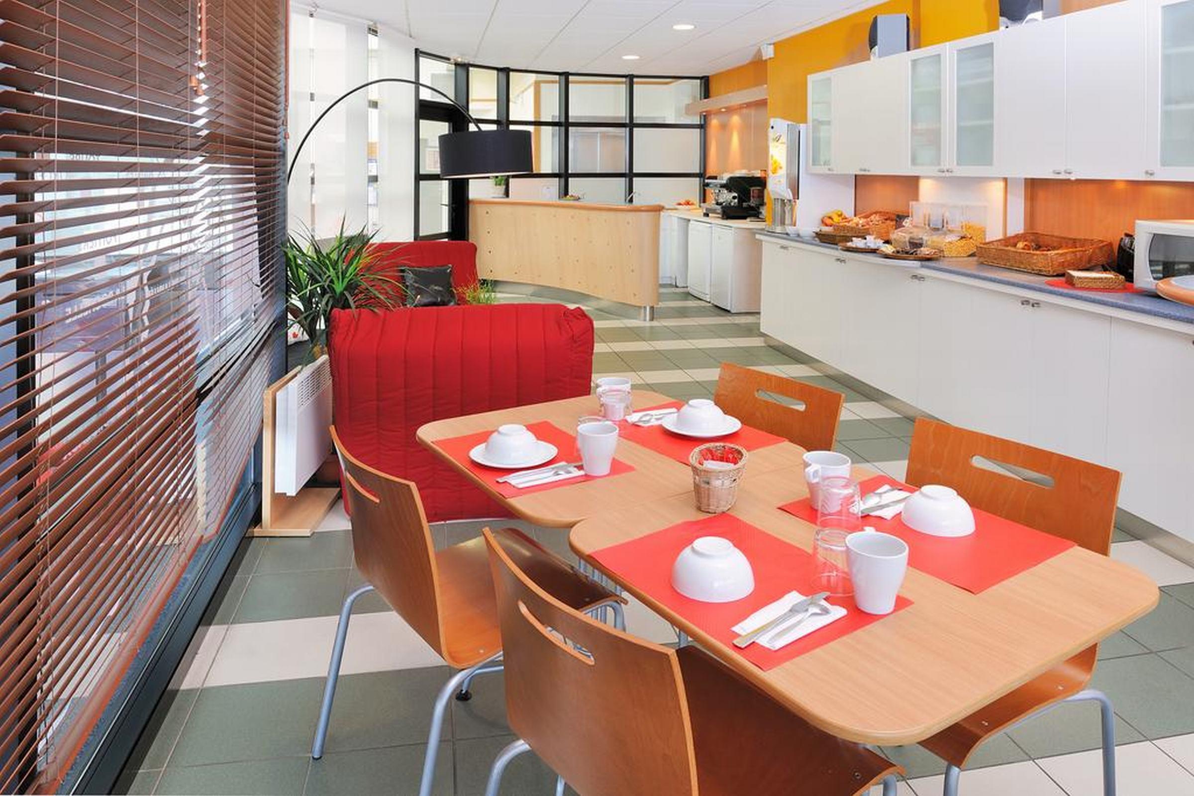 Sejours & Affaires Rennes De Bretagne Aparthotel Buitenkant foto